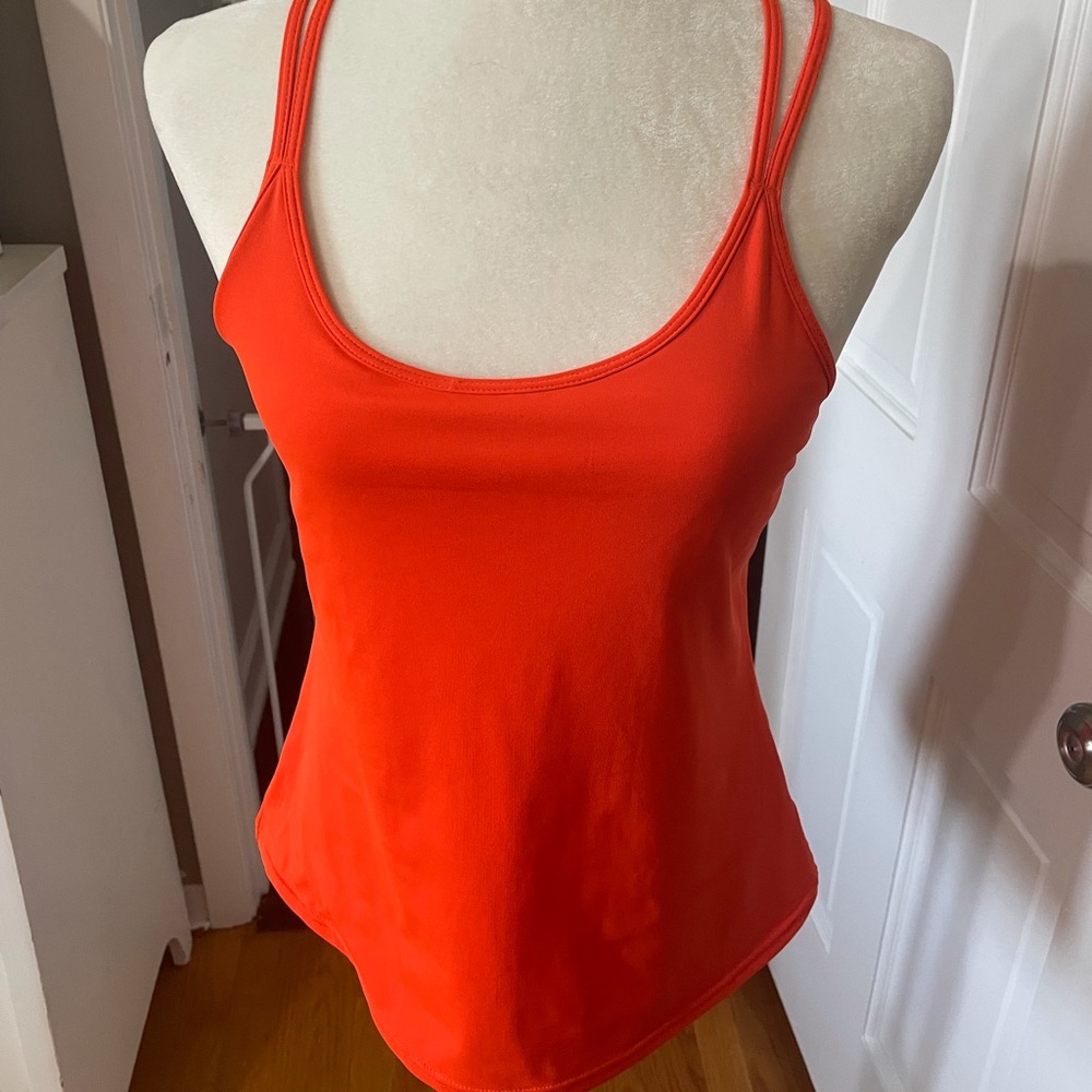 New Old Navy Athletic Top w/Shelf Bra - M